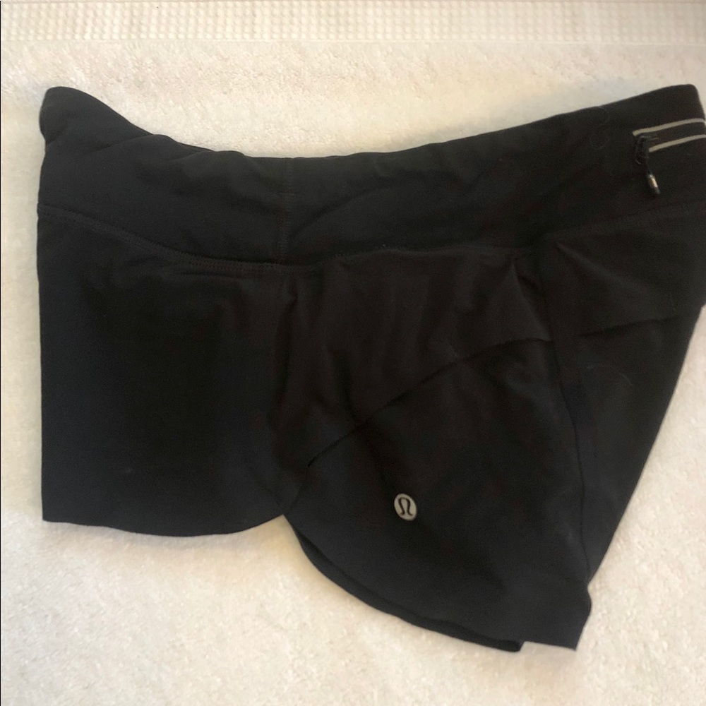 SOLD Lululemon speedup shorts